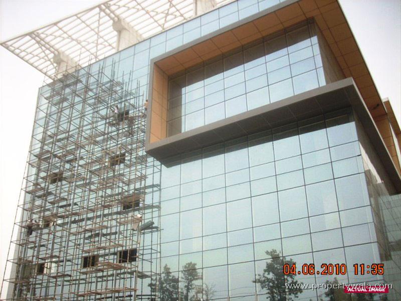 BPTP Crest - Udyog Vihar Phase IV, Gurgaon