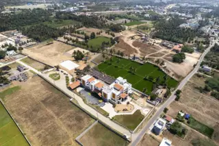 What Do Vellore's Gated Communities in Katpadi and Sathuvachari Offer for the Premium?