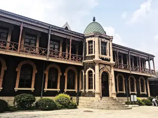 Preserving Howrah’s Colonial Architecture: Best Practices for Heritage Renovation Success