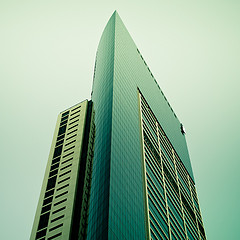 Properties in Pune remain unsold. Home buyers see it as a boon.