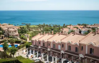 Evolution of Coastal Architecture: Global Influences Transform South Goa Luxury Properties