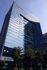 Office space demand rises or falls, experts vary.