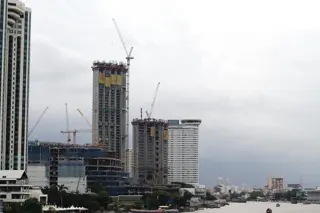 GIFT City Construction Boom: New Skyscrapers Transform Gandhinagar's Financial Hub