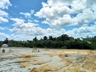 Sand Shortage Delays Ranchi Real Estate and Govt Infrastructure Projects Amid NGT Monsoon Mining Ban