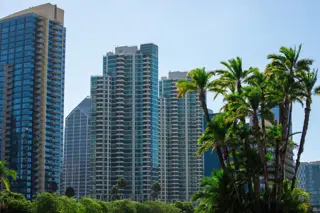High-Value Homes Lead Mumbai Real Estate Revival in H1 2025