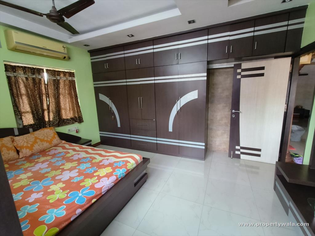 Master Bed Room