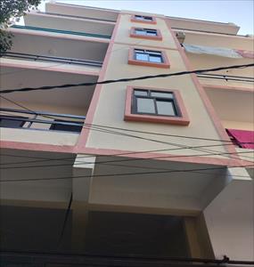 2 Bedroom Apartment for sale in Aminabad, Lucknow