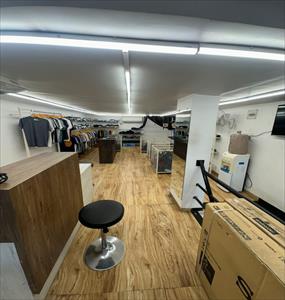 Shop / Showroom for sale in Chimanlal Girdharlal Rd, Ahmedabad