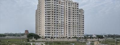 2BHK for sale in Raheja Vedaanta Floors, Sector-108, Gurgaon