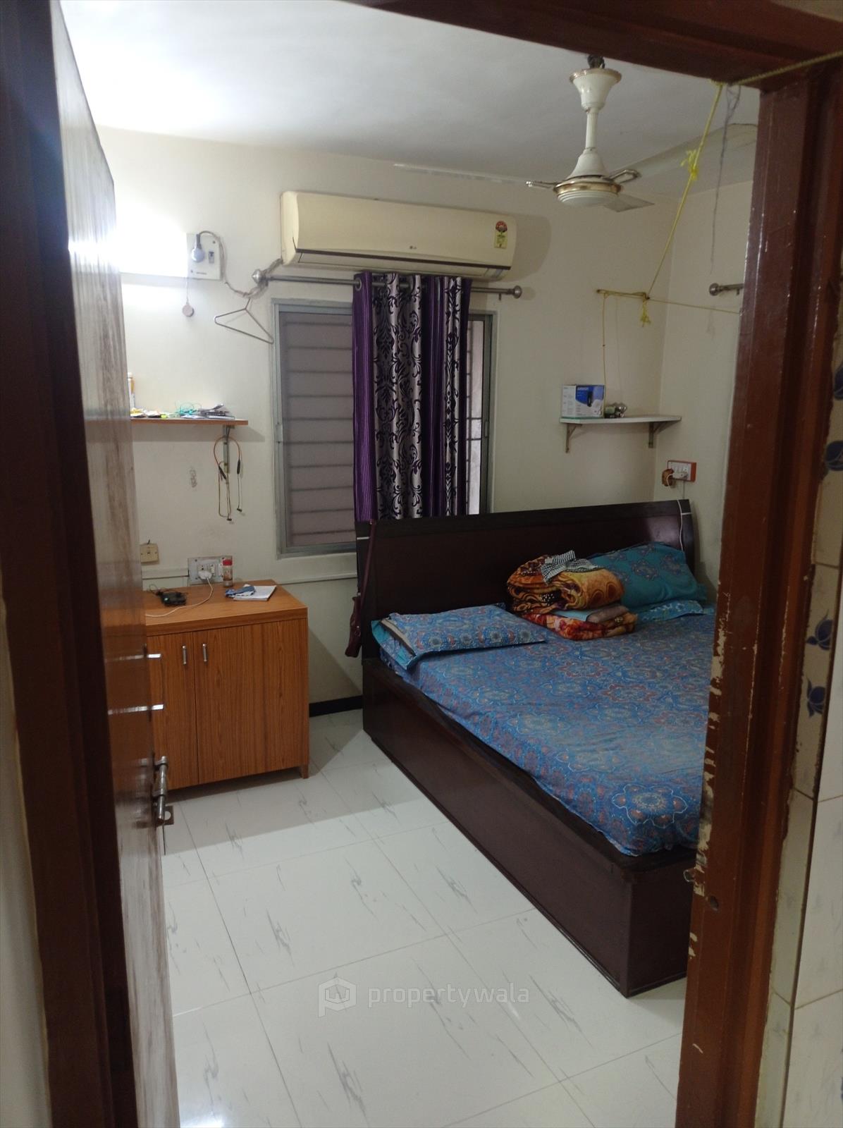 Master Bed Room