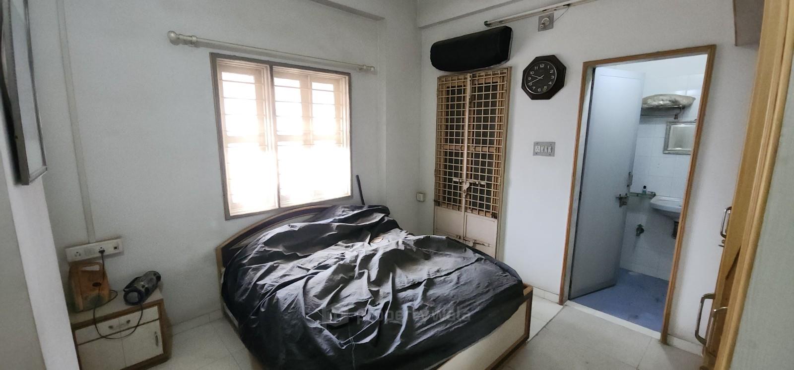 Master Bed Room