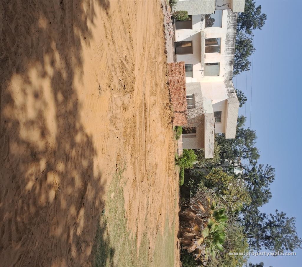 Residential Plot / Land for sale in Maruti Kunj, Gurgaon