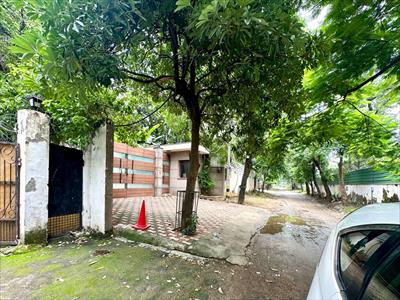 Farm House for sale in Chattarpur, New Delhi