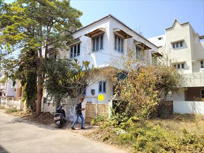 4 Bedroom House for sale in Aarunoday Society, Alkapuri, Vadodara