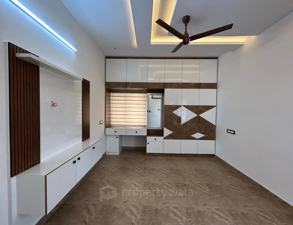 Master Bed Room