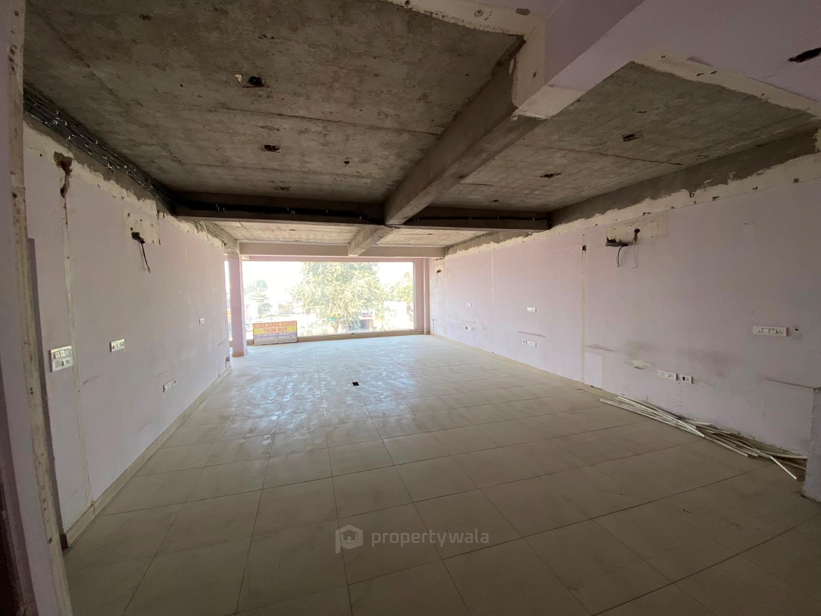 FLOOR