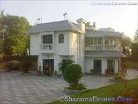 4 Bedroom Farm House for rent in West End, New Delhi