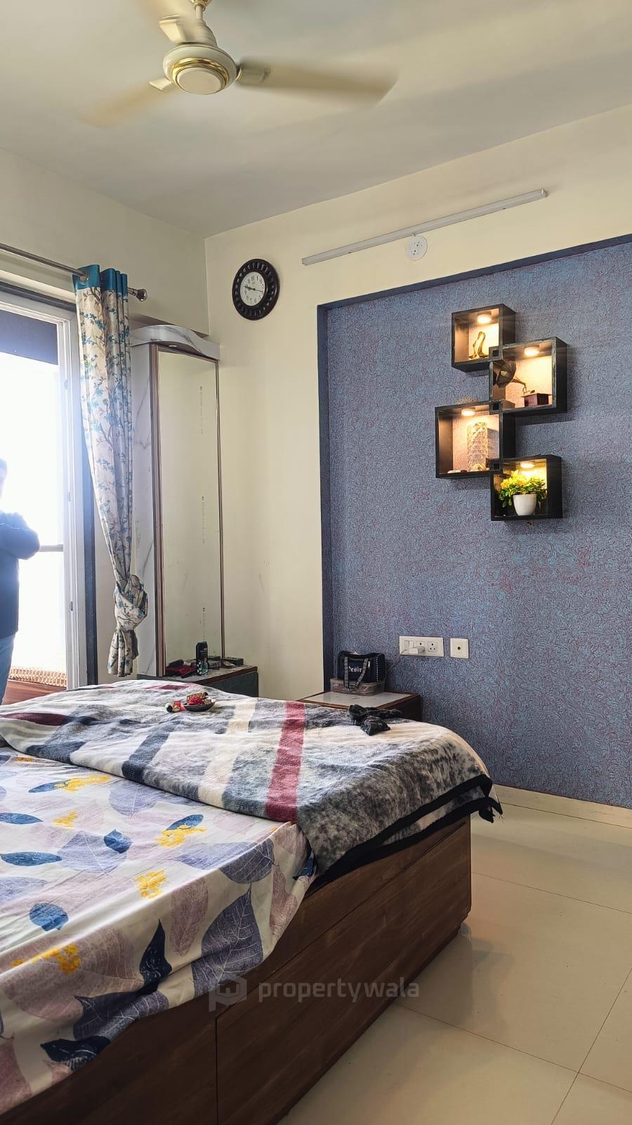 Master Bed Room