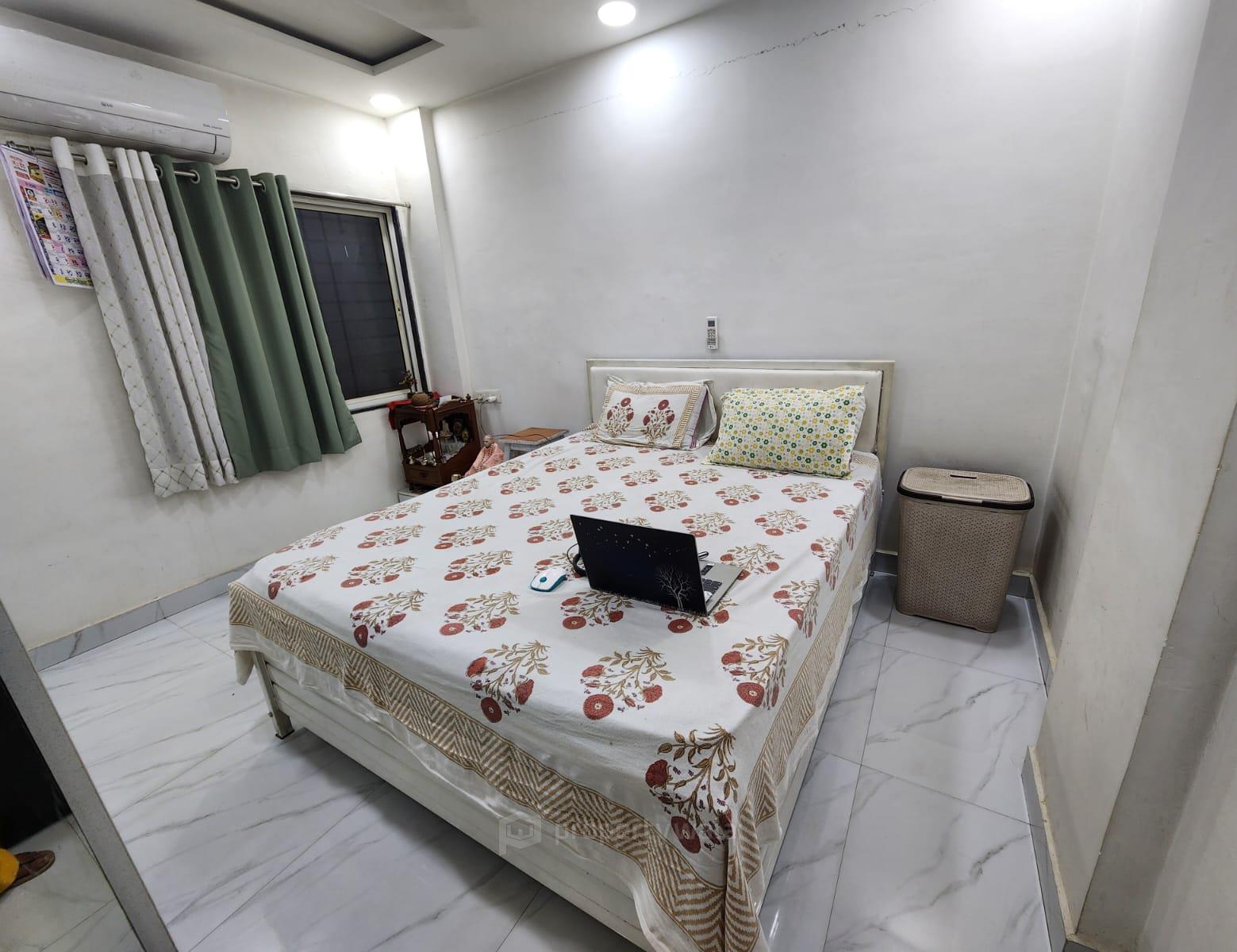 Master Bed Room