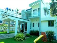 Fully furnished house for short term rent near Vyttila Eroor Cochin