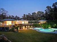 Farm House in Sector- 135 Best Luxurious Farm Houses in Noida, Noida