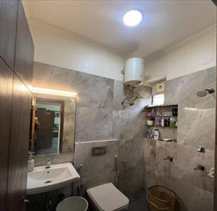 Apartment for sale in Mayur Vihar Ph-I, New Delhi