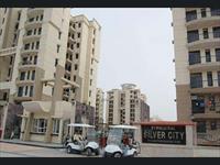 1265 Sq.Ft. 3 BHK in Purvanchal Silver City-II @ 1 Cr.