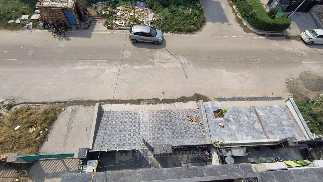 80 Feet road Facing