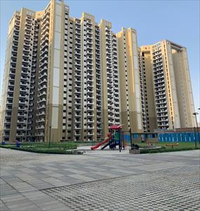 2BHK for sale in Nimbus Express Park View Apartment-2, Sector Chi 5, Greater Noida