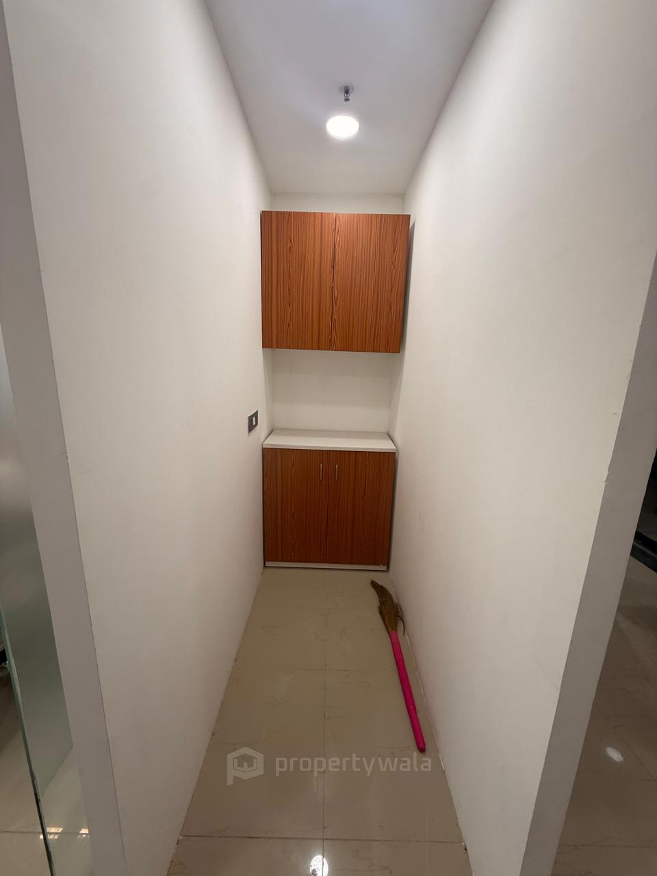 Dry Pantry