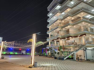 Shop / Showroom for sale in Hoshangabad Road area, Bhopal