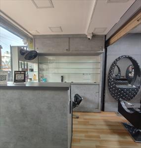 Shop / Showroom for rent in Irla, Mumbai