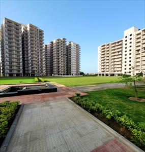 3 Bedroom Apartment for sale in Pareena, Sector-99, Gurgaon