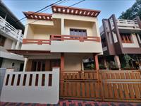 *Spacious Villa in Aluva, Ernakulam*