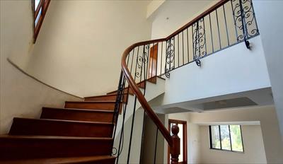 10 Bedroom PG / Hostel for rent in Nagar Road area, Pune