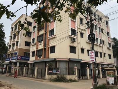3 Bedroom Apartment for sale in Madurdaha, Kolkata