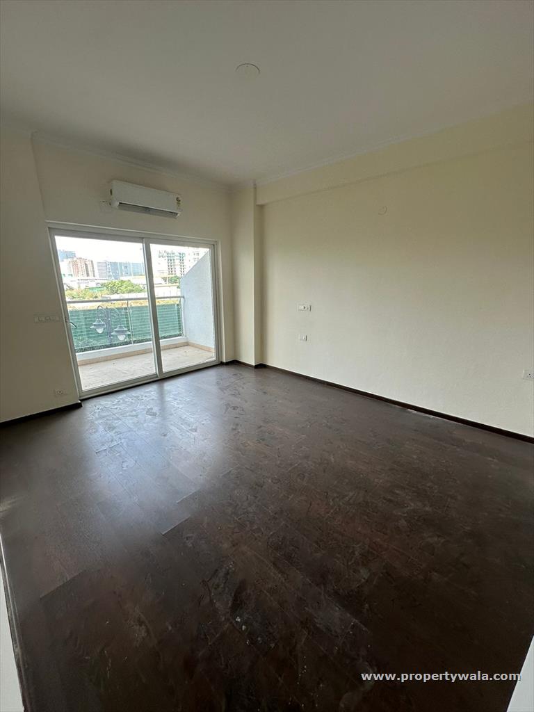2 Bedroom Apartment / Flat for sale in Shree Vardhman Victoria, Sector-70, Gurgaon