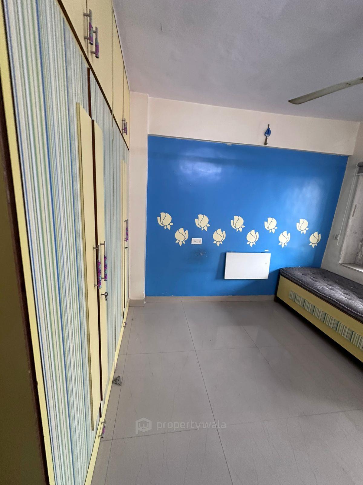 Master Bed Room