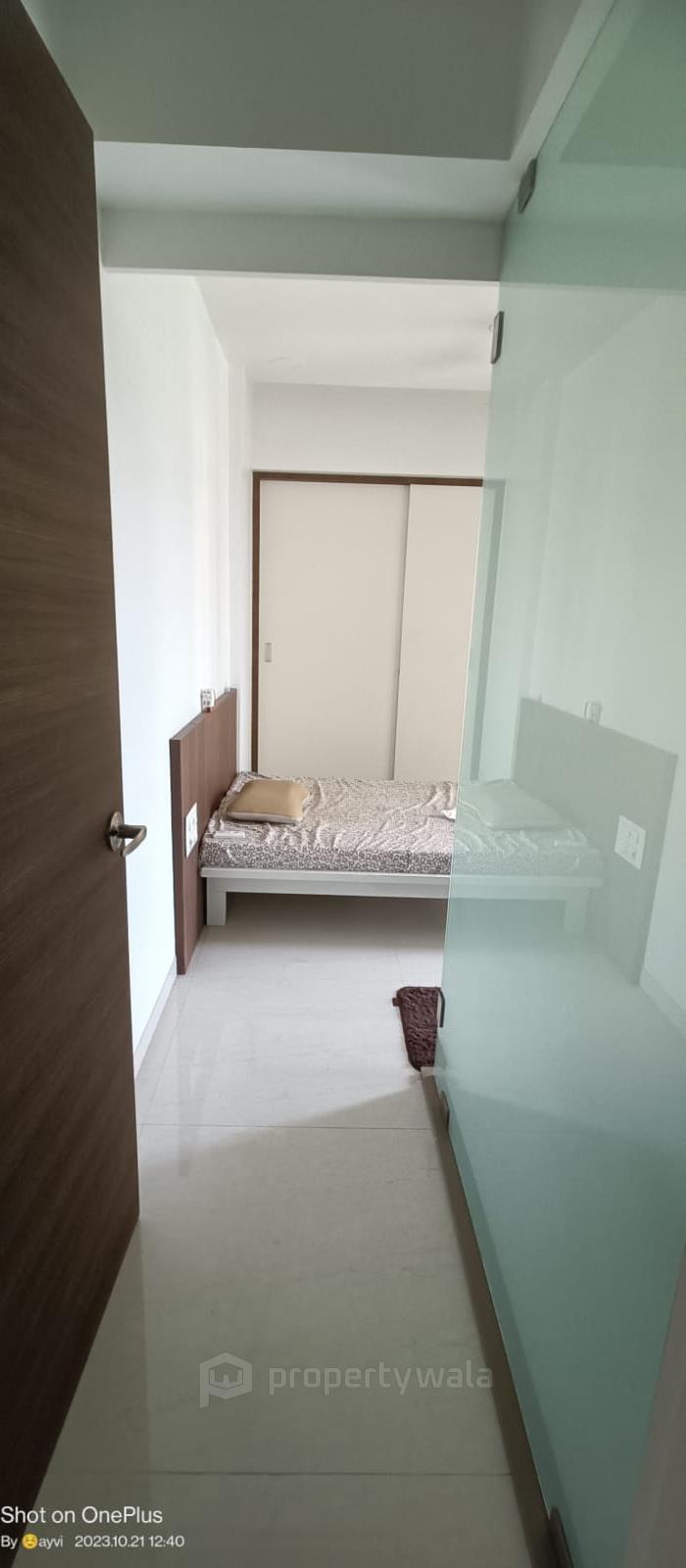 Master Bed Room