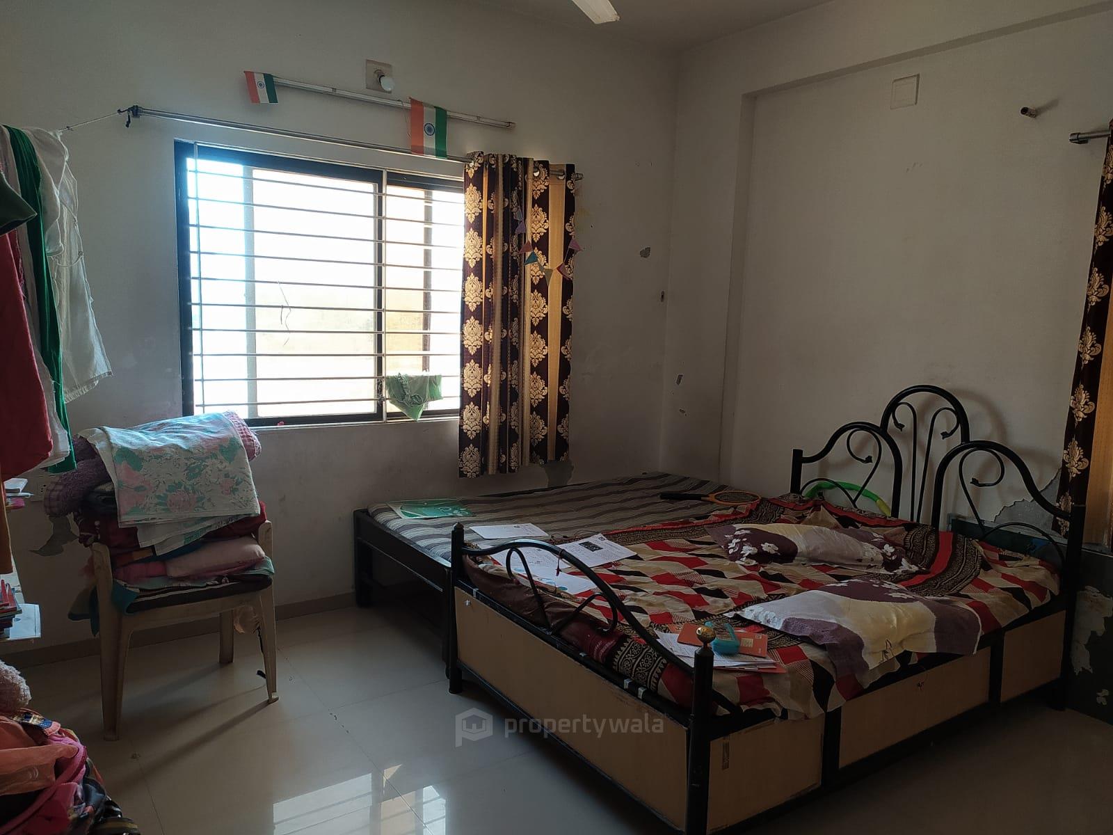 Master Bed Room