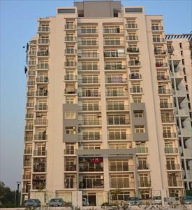 4 Bedroom Apartment for sale in Golf City, Lucknow