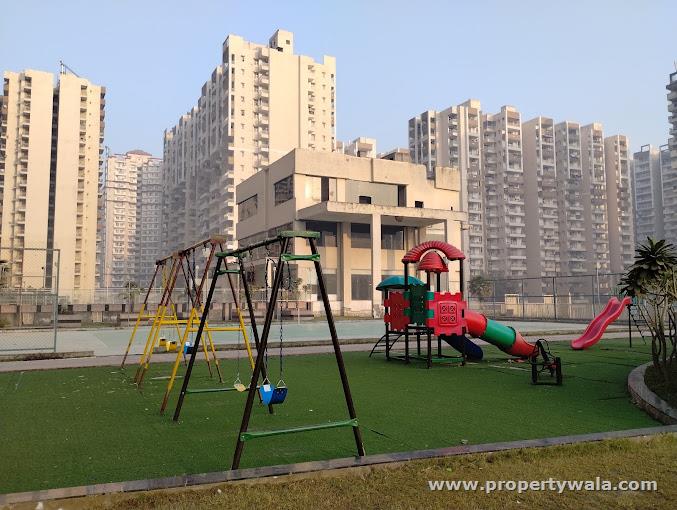 2 Bedroom Apartment / Flat for sale in Habitech Panch Tatva, Sector 16B, Greater Noida