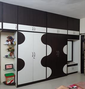 4 Bedroom Apartment for sale in Vasna, Vadodara