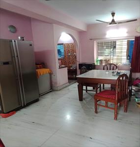3BHK for sale in Prince Anwar Shah Road area, Kolkata