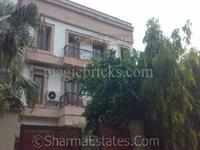 Ready to move 4BHK Builder Floor Apartment in Anand Lok