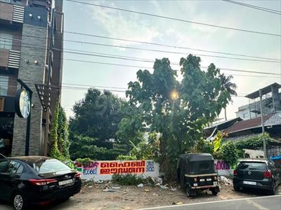 Commercial Land for sale in Chakkaraparambu, Kochi