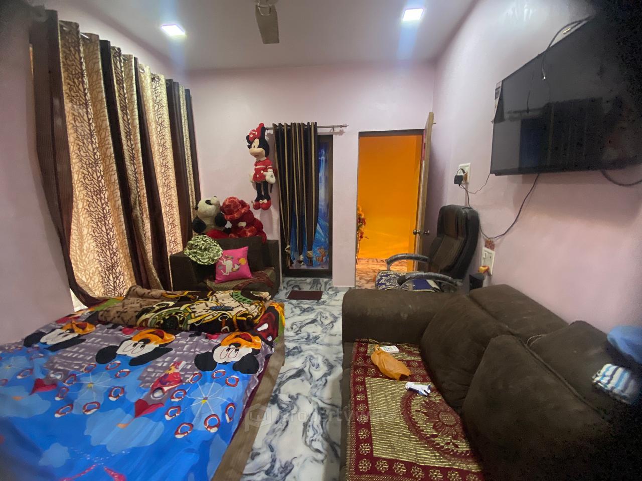 Master Bed Room