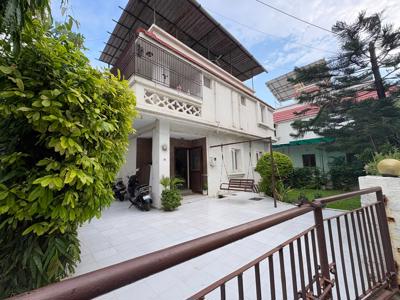 4 Bedroom Independent House for sale in Thaltej, Ahmedabad