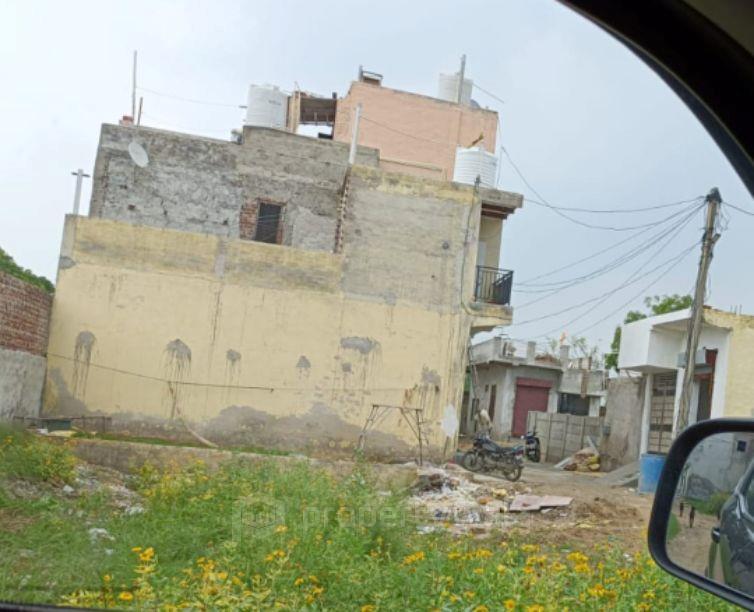 Farmland 33Feet wide road