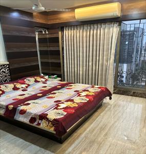 4 Bedroom Apartment for rent in Khar West, Mumbai